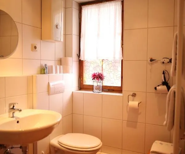 Lauterer Wirtshaus Han/Misafirhane Suhl